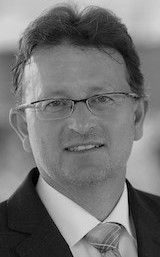 Prof. Dr. Stefan Eicker Prof. Dr. Stefan Eicker